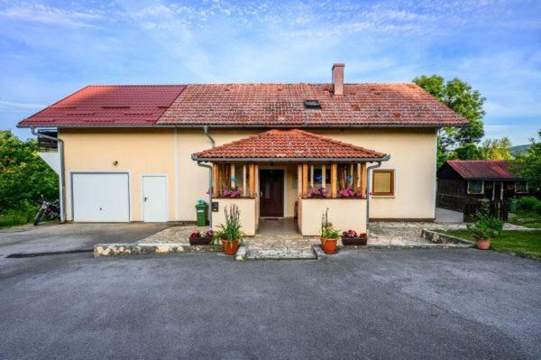 Guesthouse Mirko Hodak Seliste Dreznicko Exterior photo